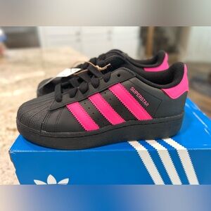 Adidas Superstar XLGJ in Black & Pink (Big Kids)